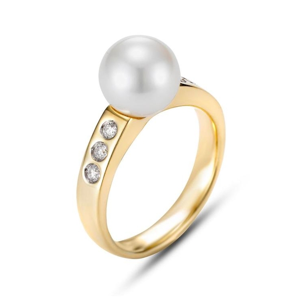 R3178-8 18KT Yellow Gold 9-9.5MM White Freshwater Pearl Ring with 6 Diamonds 0.162 TCW