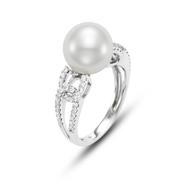 G20004RW 14KT White Gold 10.5-11MM White Freshwater Pearl Ring with 54 Diamonds 0.35 TCW