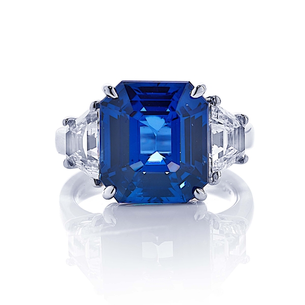 8.34 royal blue sapphire and diamond ring.jpg
