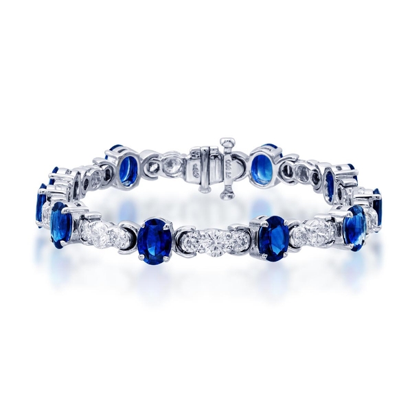 10 blue sapphire and round diamond bracelet.jpg