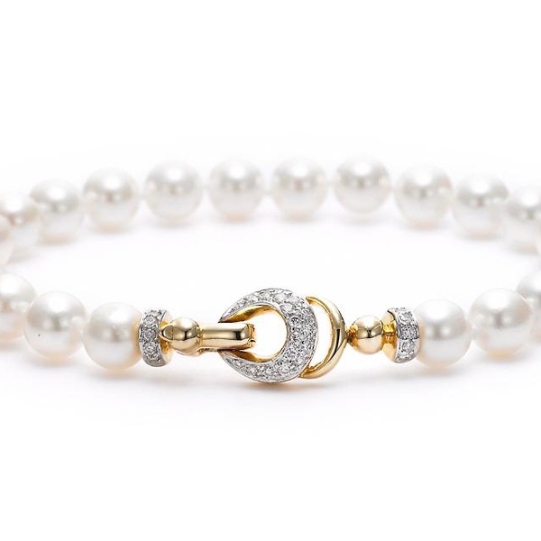 BR9901-8 14KT Yellow Gold 6.5-7MM White Freshwater Pearl Bracelet with 27 Diamonds 0.25 TCW