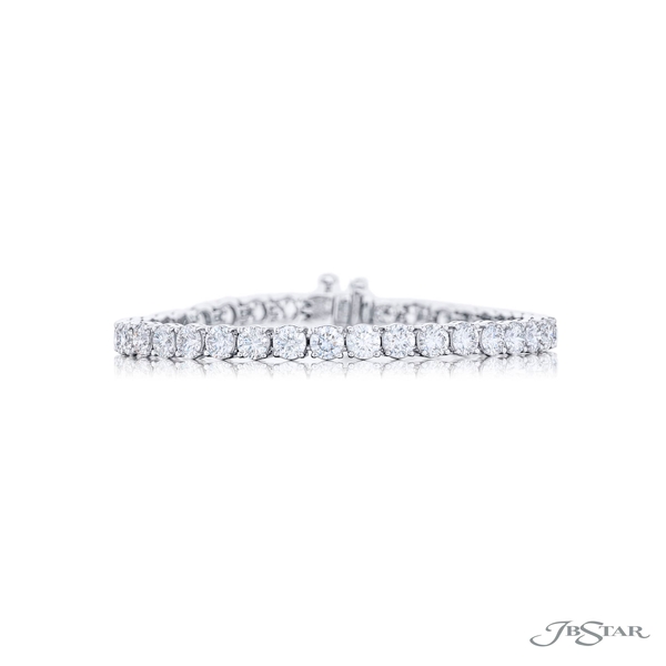 Diamond bracelet featuring 10 round diamonds. 4896-010