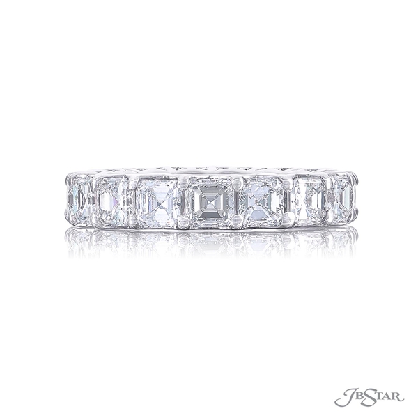 Diamond eternity band handcrafted with 17 perfectly matched square-emerald cut diamonds in a shared-prong setting.2605-002
