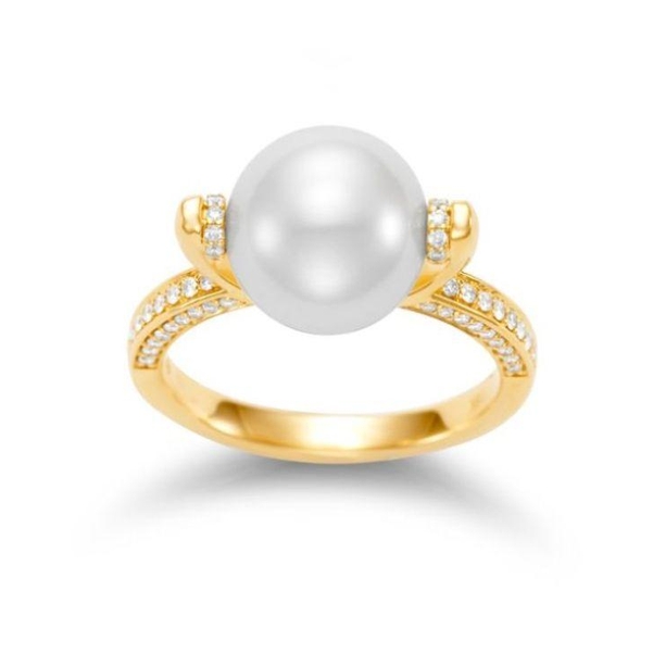 M21018R-8-1 18K Yellow Gold 10-10.5MM Freshwater Pearl Ring with 0.25CT