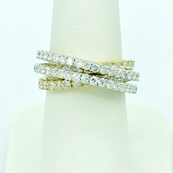 white and yellow gold diamond ring