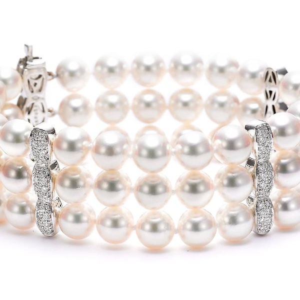 BR2019-8W 18KT White Gold 7-7.5MM White Freshwater Pearl Bracelet with 96 Diamonds 1.08 TCW