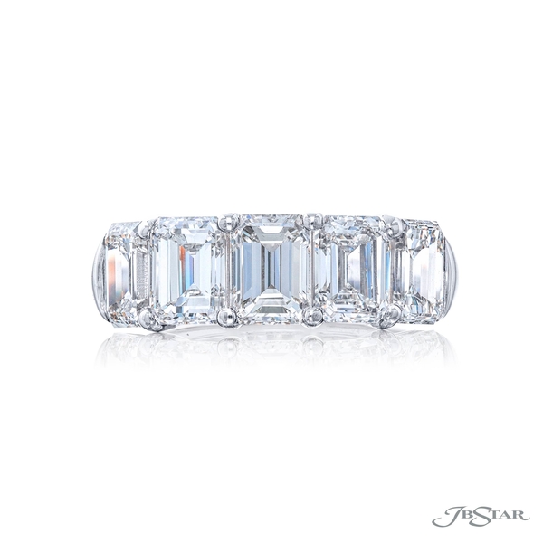 Diamond band featuring emerald-cut diamonds in a shared prong setting. 7110-001