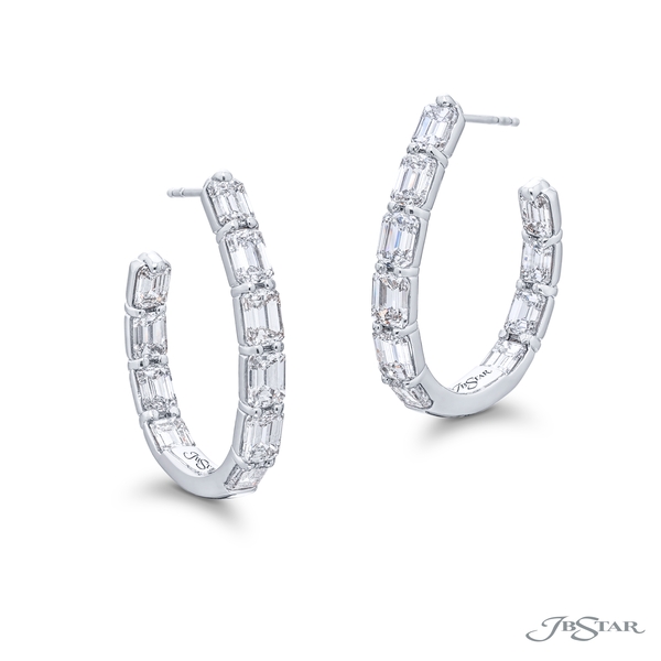 Diamond hoop earrings featuring 20 emerald-cut diamonds in a shared prong setting.7336-003